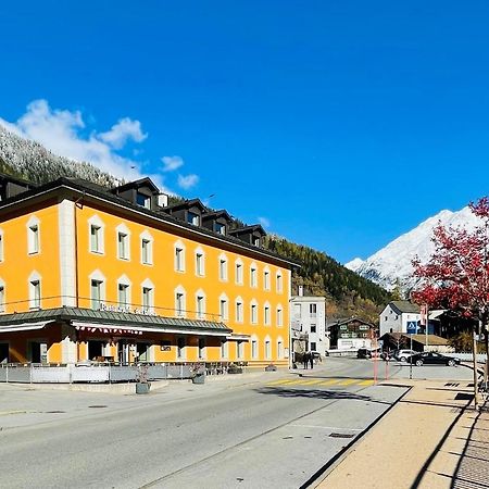 Boutique Und Bier Hotel Des Alpes Fiesch Exterior photo